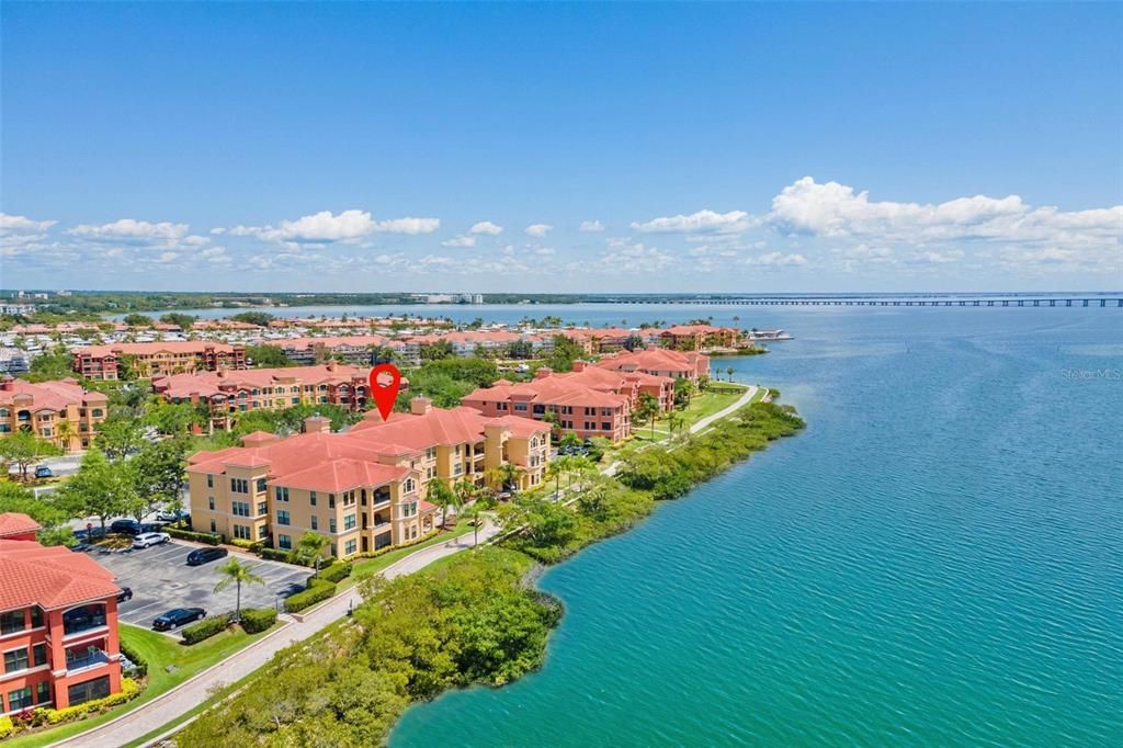 Active With Contract: $239,900 (2 beds, 2 baths, 1230 Square Feet)