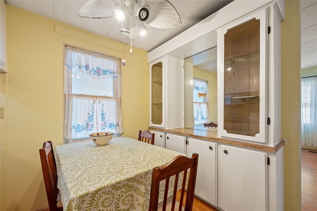 Active With Contract: $135,000 (2 beds, 2 baths, 1048 Square Feet)