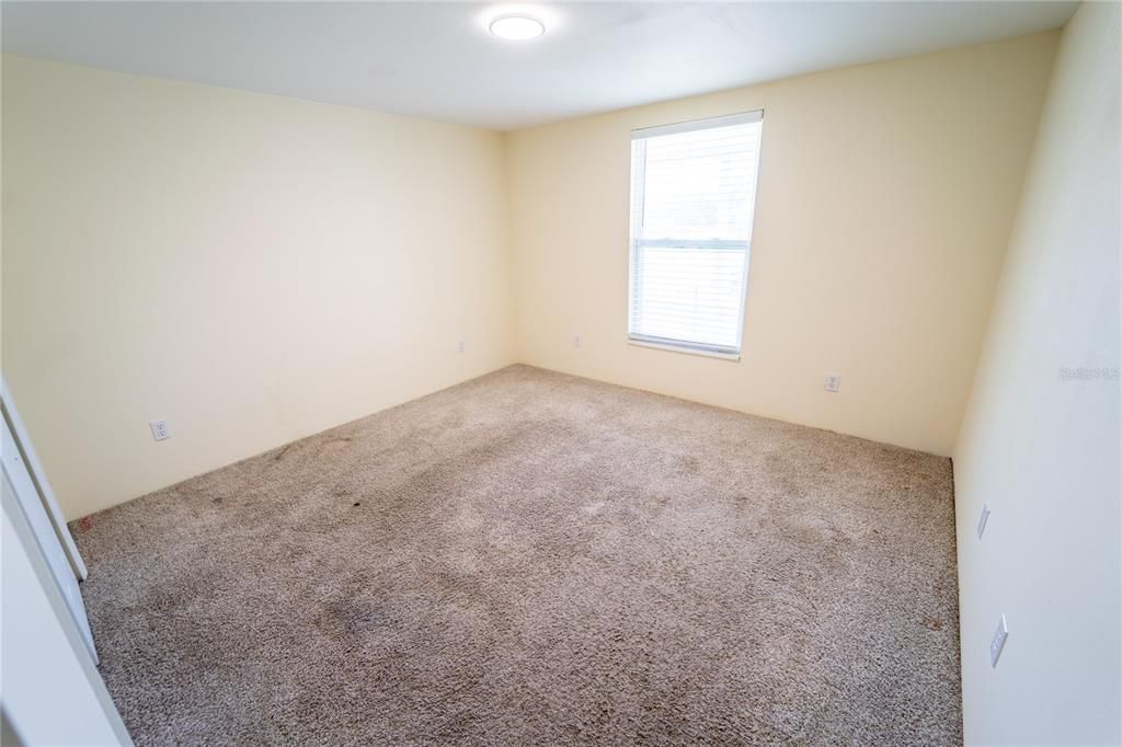 For Sale: $191,000 (2 beds, 1 baths, 1000 Square Feet)