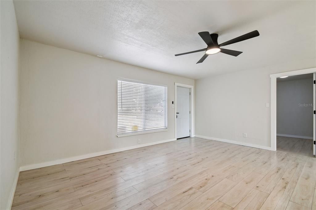 Active With Contract: $379,000 (4 beds, 2 baths, 1705 Square Feet)