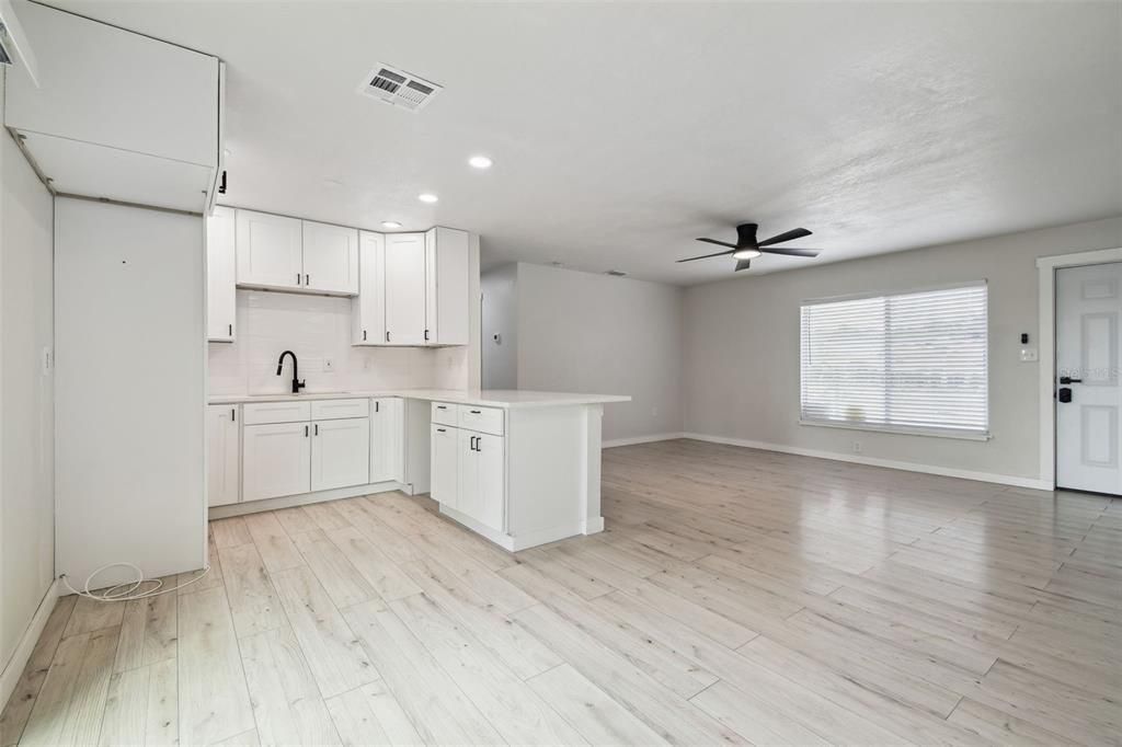 Active With Contract: $379,000 (4 beds, 2 baths, 1705 Square Feet)