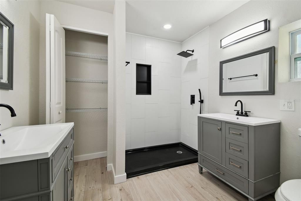 Active With Contract: $379,000 (4 beds, 2 baths, 1705 Square Feet)