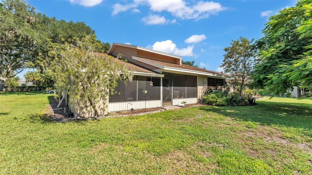 For Sale: $165,000 (3 beds, 2 baths, 1228 Square Feet)