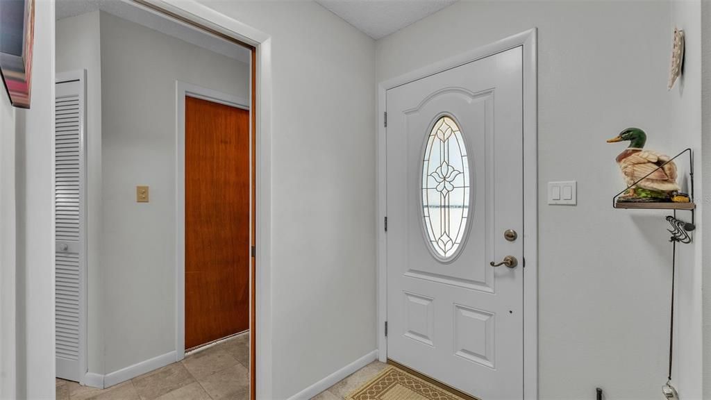 For Sale: $165,000 (3 beds, 2 baths, 1228 Square Feet)