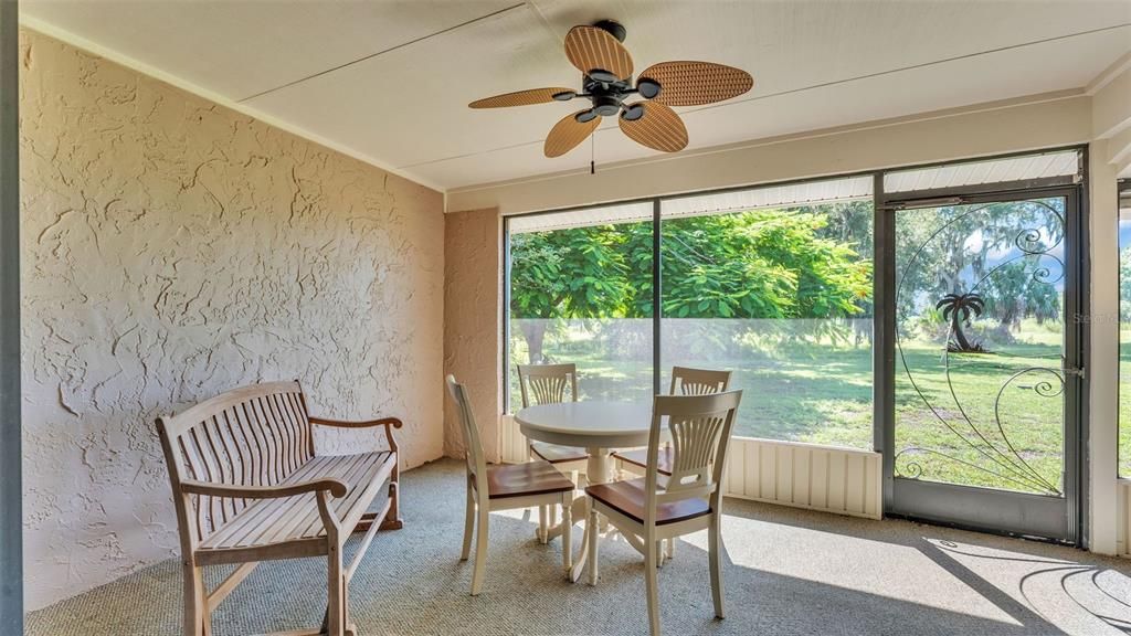 For Sale: $165,000 (3 beds, 2 baths, 1228 Square Feet)