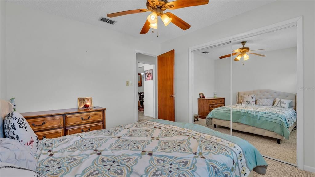 For Sale: $165,000 (3 beds, 2 baths, 1228 Square Feet)