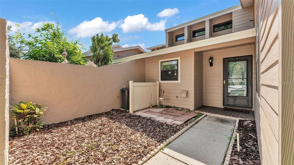 For Sale: $165,000 (3 beds, 2 baths, 1228 Square Feet)