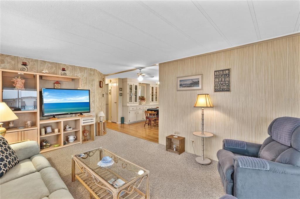 待售: $120,000 (2 贝兹, 2 浴室, 1080 平方英尺)