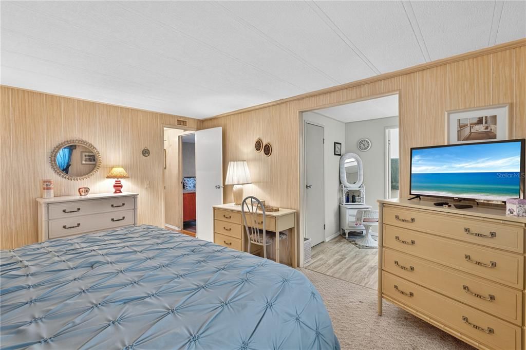 待售: $120,000 (2 贝兹, 2 浴室, 1080 平方英尺)