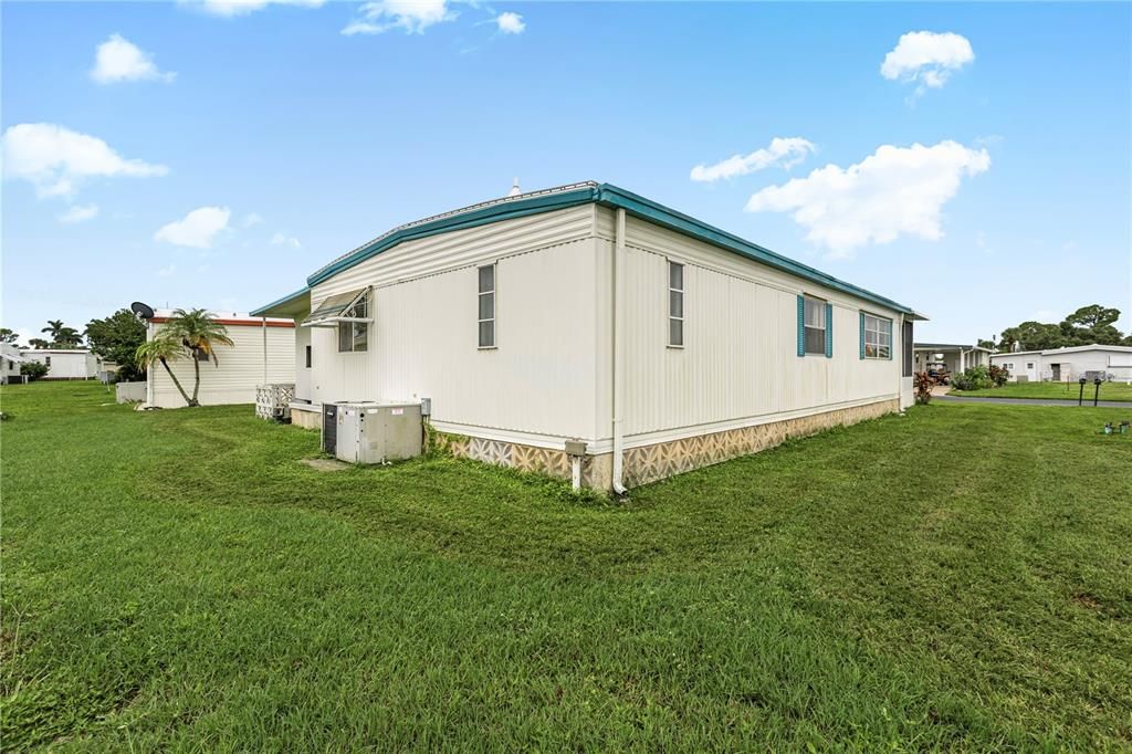 待售: $120,000 (2 贝兹, 2 浴室, 1080 平方英尺)