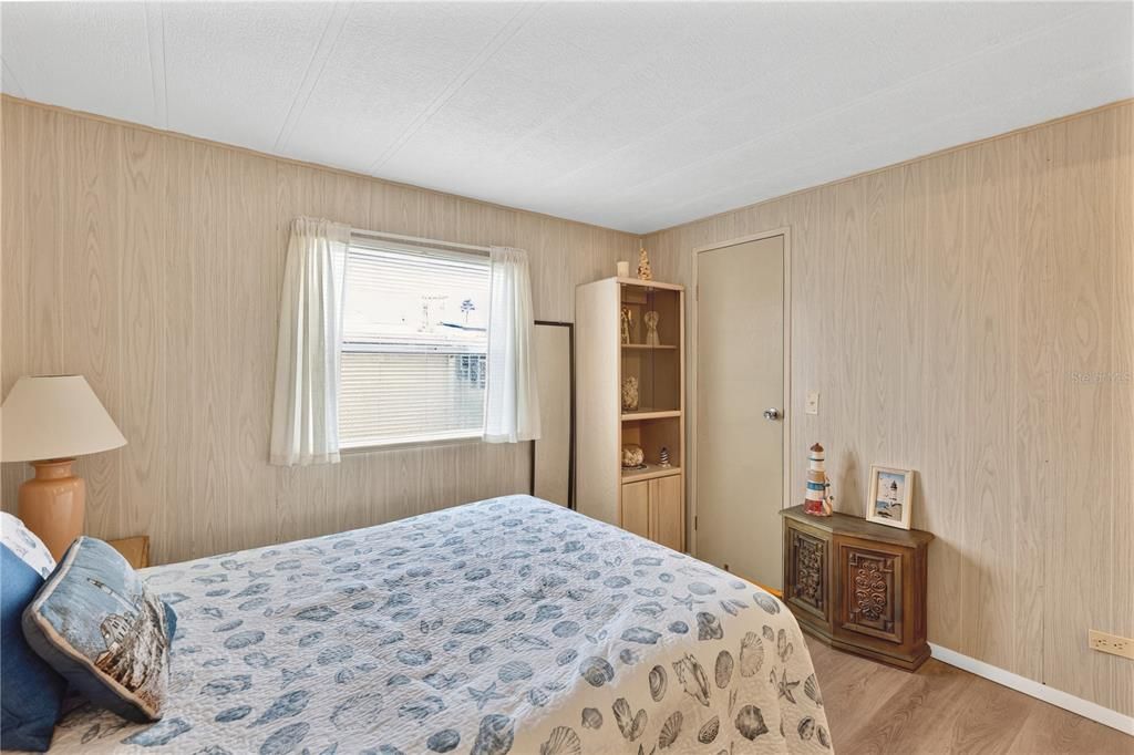 待售: $120,000 (2 贝兹, 2 浴室, 1080 平方英尺)