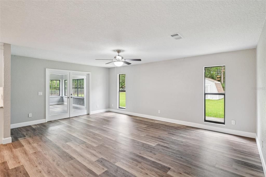 For Sale: $670,000 (4 beds, 3 baths, 3154 Square Feet)