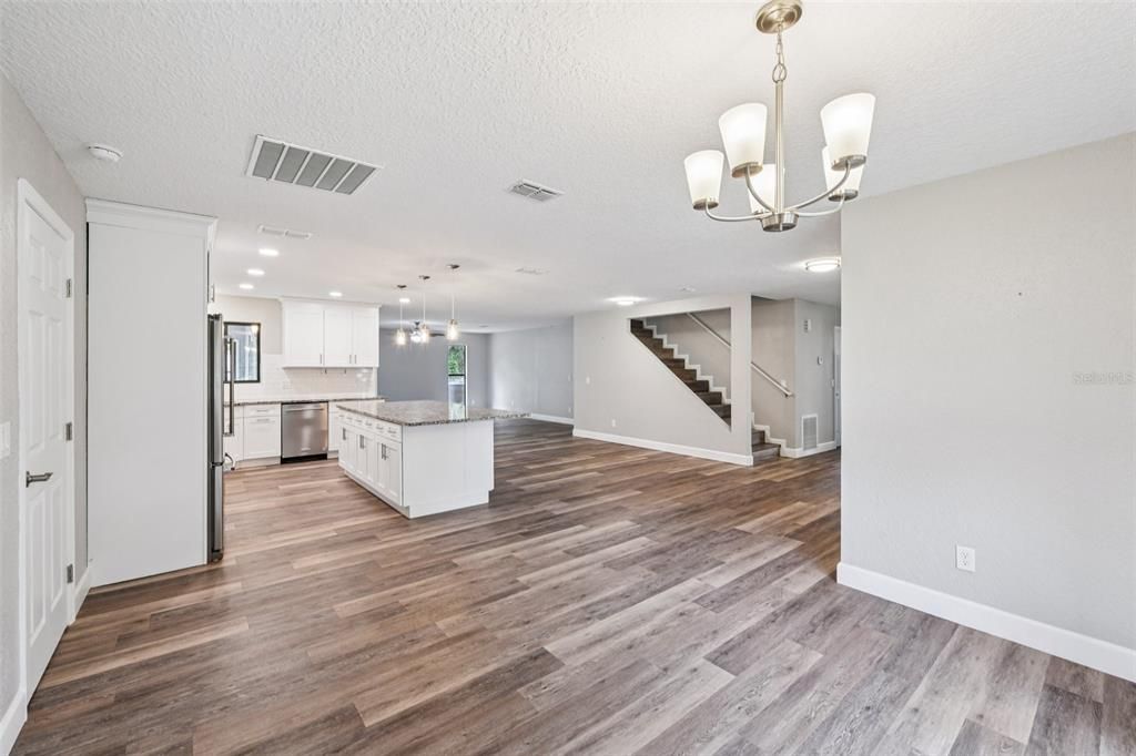 For Sale: $670,000 (4 beds, 3 baths, 3154 Square Feet)