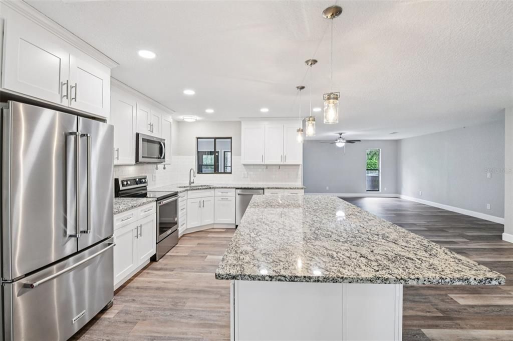 For Sale: $670,000 (4 beds, 3 baths, 3154 Square Feet)