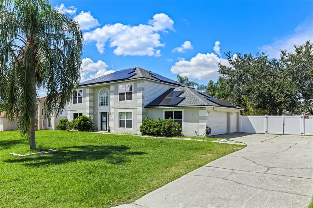 Activo con contrato: $460,000 (4 camas, 2 baños, 2392 Pies cuadrados)