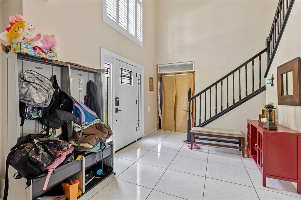 Activo con contrato: $460,000 (4 camas, 2 baños, 2392 Pies cuadrados)