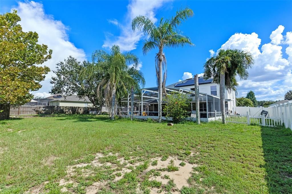 Activo con contrato: $460,000 (4 camas, 2 baños, 2392 Pies cuadrados)