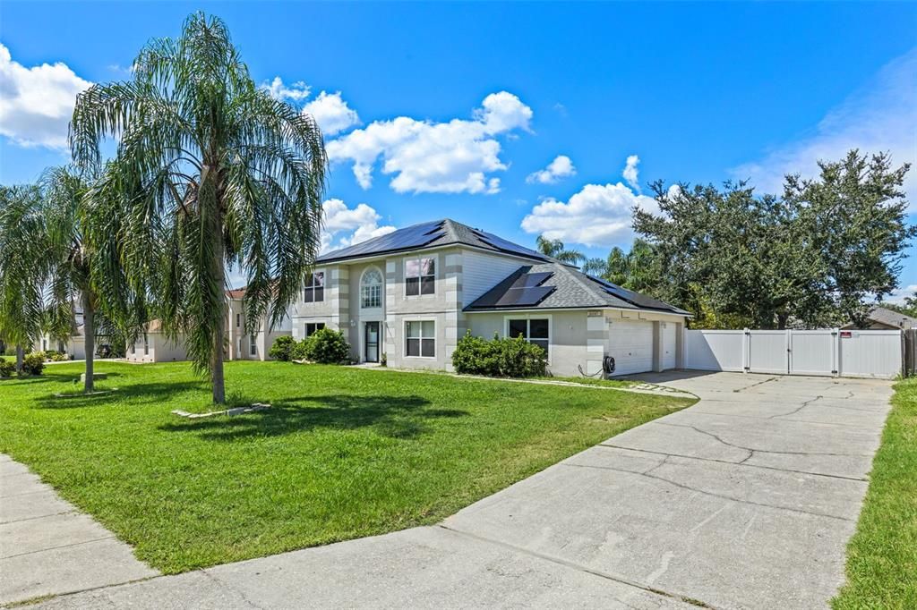 Activo con contrato: $460,000 (4 camas, 2 baños, 2392 Pies cuadrados)