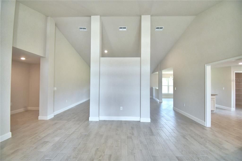 For Sale: $547,526 (4 beds, 3 baths, 3000 Square Feet)