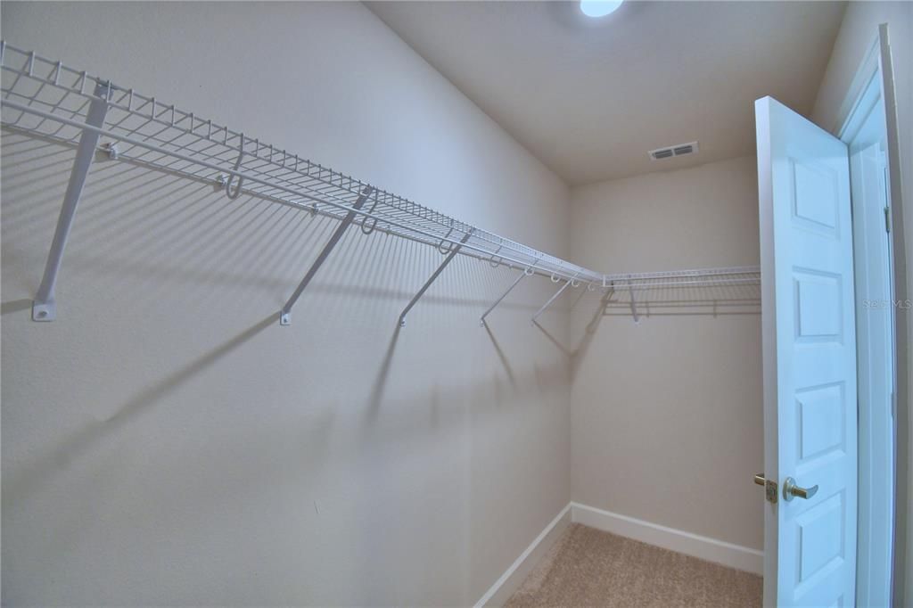 For Sale: $547,526 (4 beds, 3 baths, 3000 Square Feet)