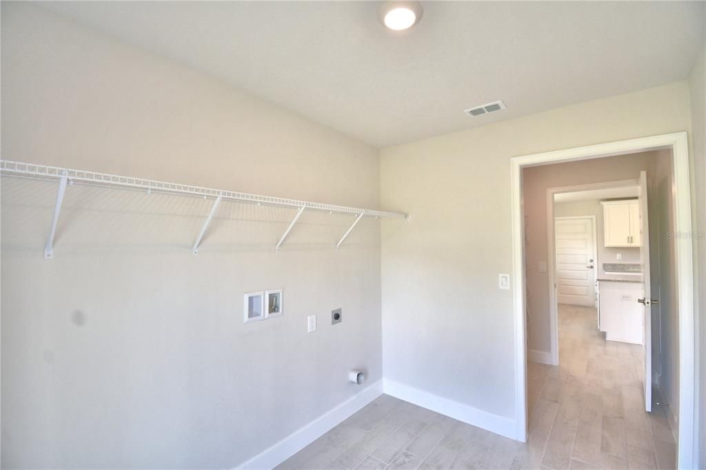 For Sale: $547,526 (4 beds, 3 baths, 3000 Square Feet)