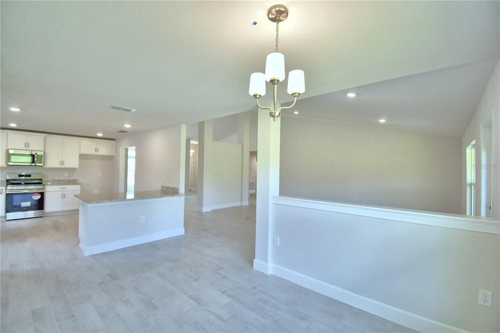 For Sale: $547,526 (4 beds, 3 baths, 3000 Square Feet)