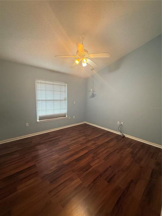 For Rent: $2,300 (4 beds, 2 baths, 1900 Square Feet)
