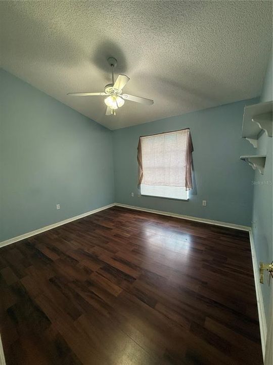 For Rent: $2,300 (4 beds, 2 baths, 1900 Square Feet)