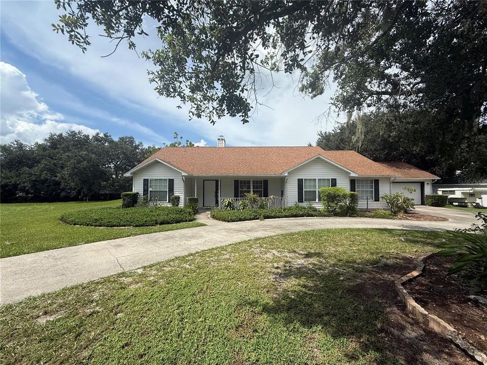 For Rent: $2,300 (4 beds, 2 baths, 1900 Square Feet)