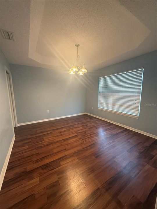 For Rent: $2,300 (4 beds, 2 baths, 1900 Square Feet)