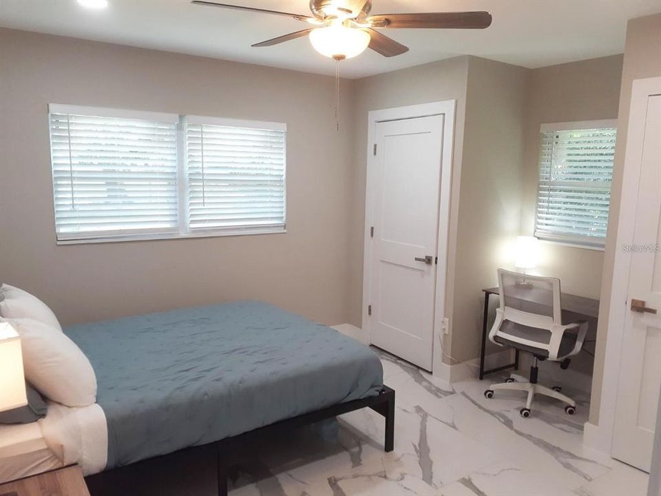 В аренду: $6,800 (5 спален, 4 ванн, 2600 Квадратных фут)