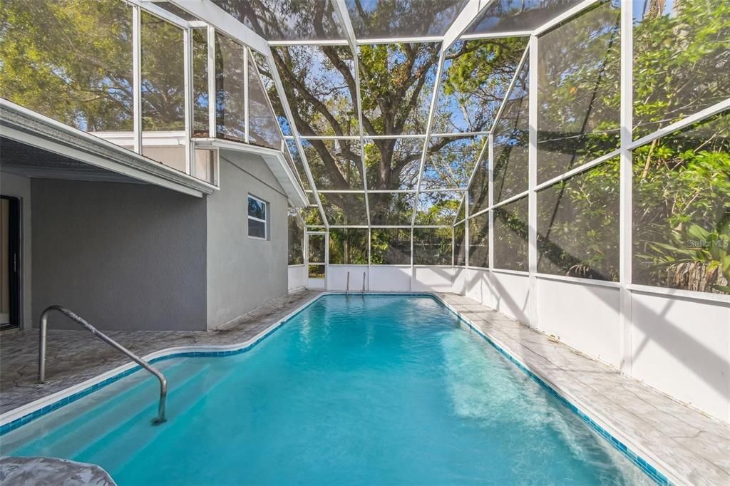 В аренду: $6,800 (5 спален, 4 ванн, 2600 Квадратных фут)