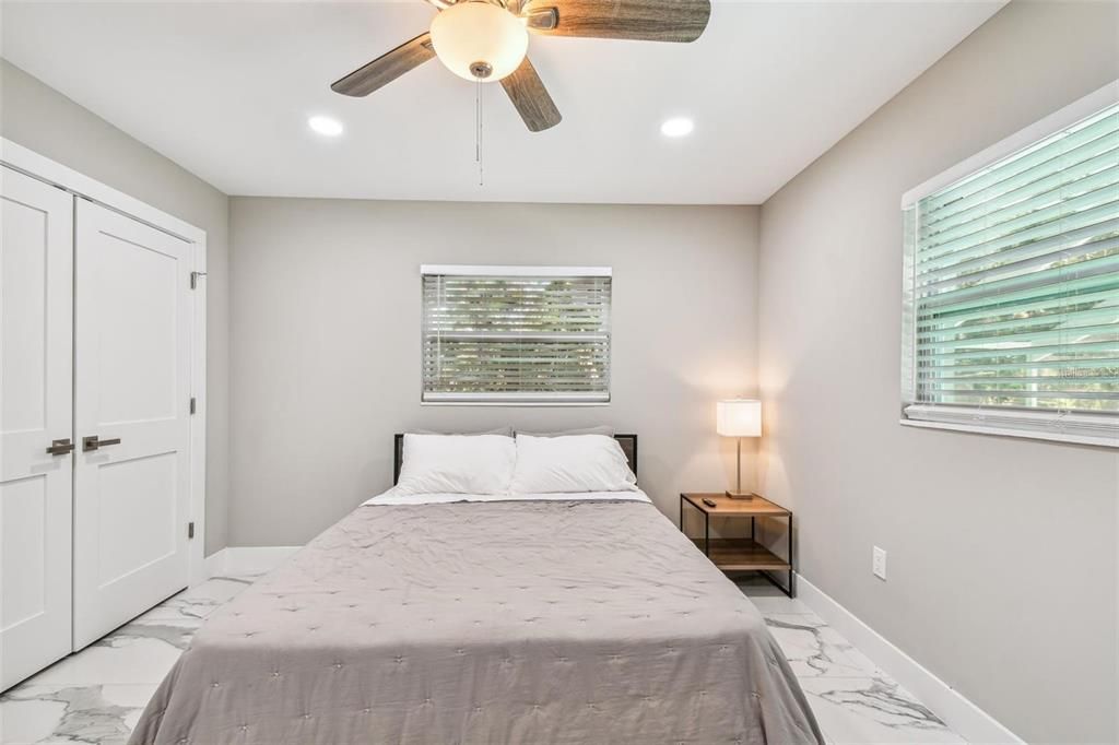 В аренду: $6,800 (5 спален, 4 ванн, 2600 Квадратных фут)