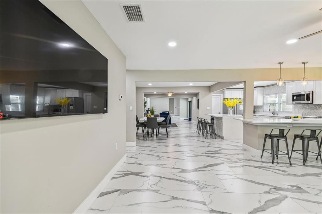 В аренду: $6,800 (5 спален, 4 ванн, 2600 Квадратных фут)