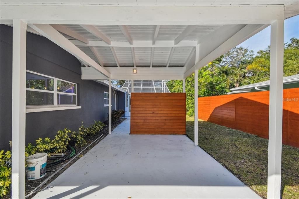 В аренду: $6,800 (5 спален, 4 ванн, 2600 Квадратных фут)