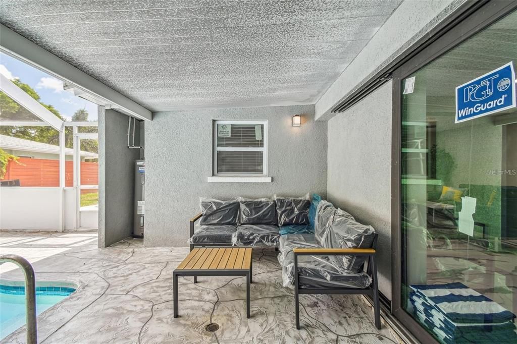 В аренду: $6,800 (5 спален, 4 ванн, 2600 Квадратных фут)