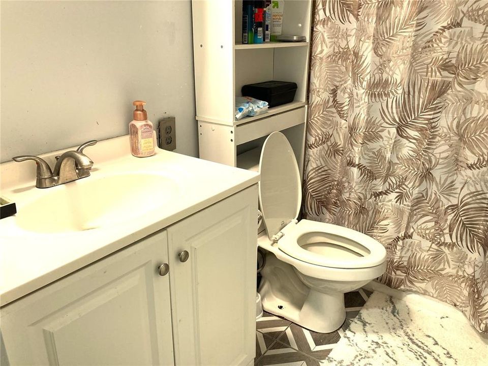 En Venta: $235,000 (3 camas, 2 baños, 1152 Pies cuadrados)