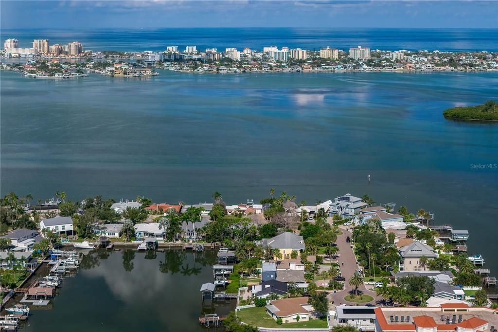 Activo con contrato: $1,690,000 (3 camas, 3 baños, 2374 Pies cuadrados)