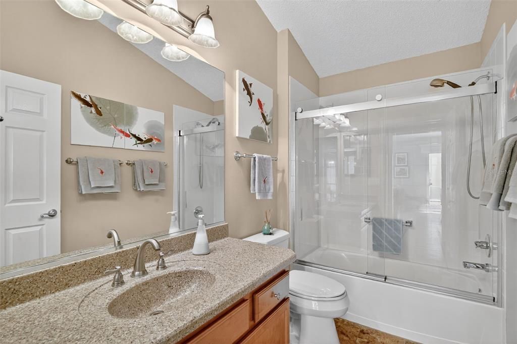 Active With Contract: $470,000 (3 beds, 2 baths, 1407 Square Feet)