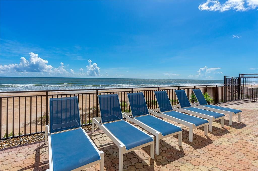 待售: $474,900 (2 贝兹, 2 浴室, 1634 平方英尺)