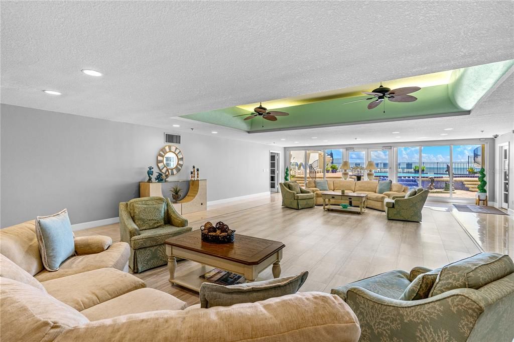 待售: $474,900 (2 贝兹, 2 浴室, 1634 平方英尺)