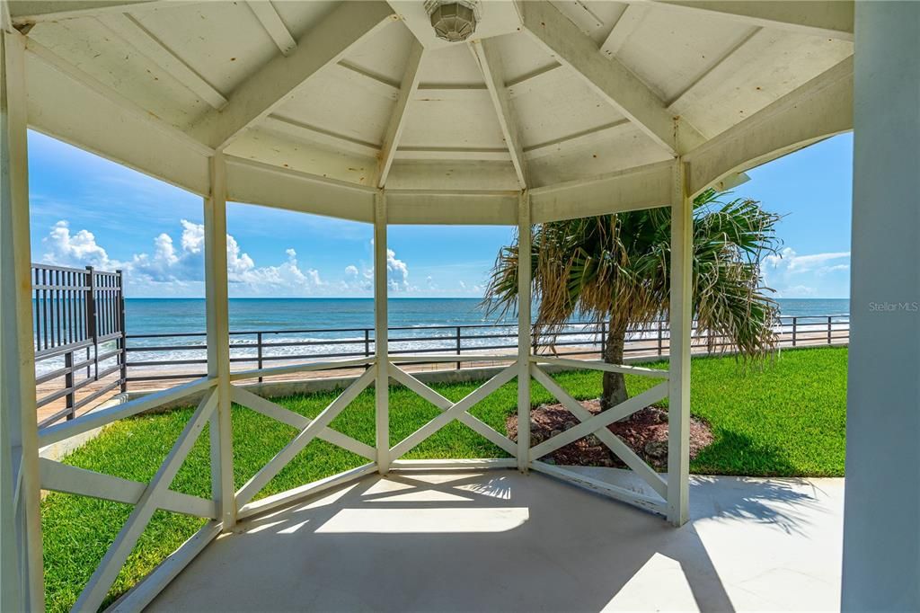 待售: $474,900 (2 贝兹, 2 浴室, 1634 平方英尺)