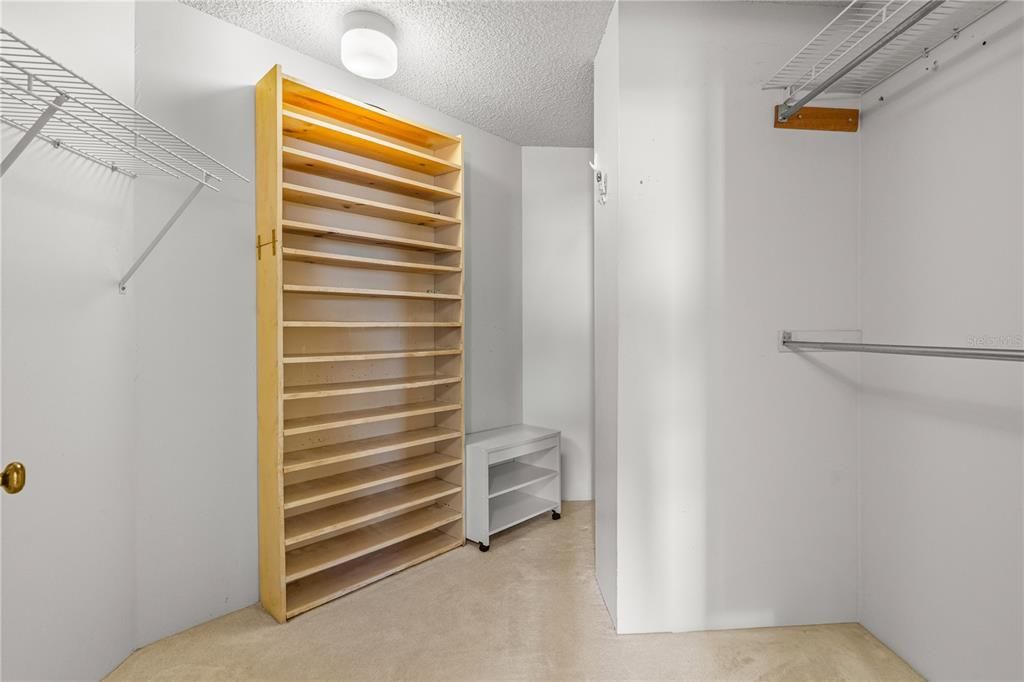 待售: $474,900 (2 贝兹, 2 浴室, 1634 平方英尺)