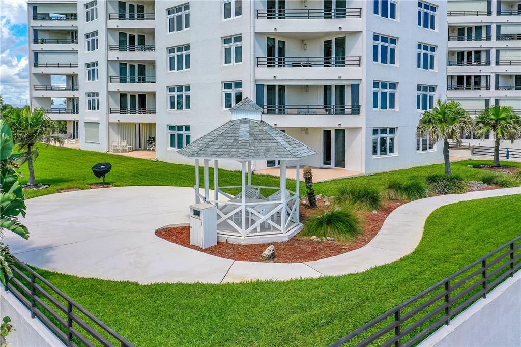 待售: $474,900 (2 贝兹, 2 浴室, 1634 平方英尺)