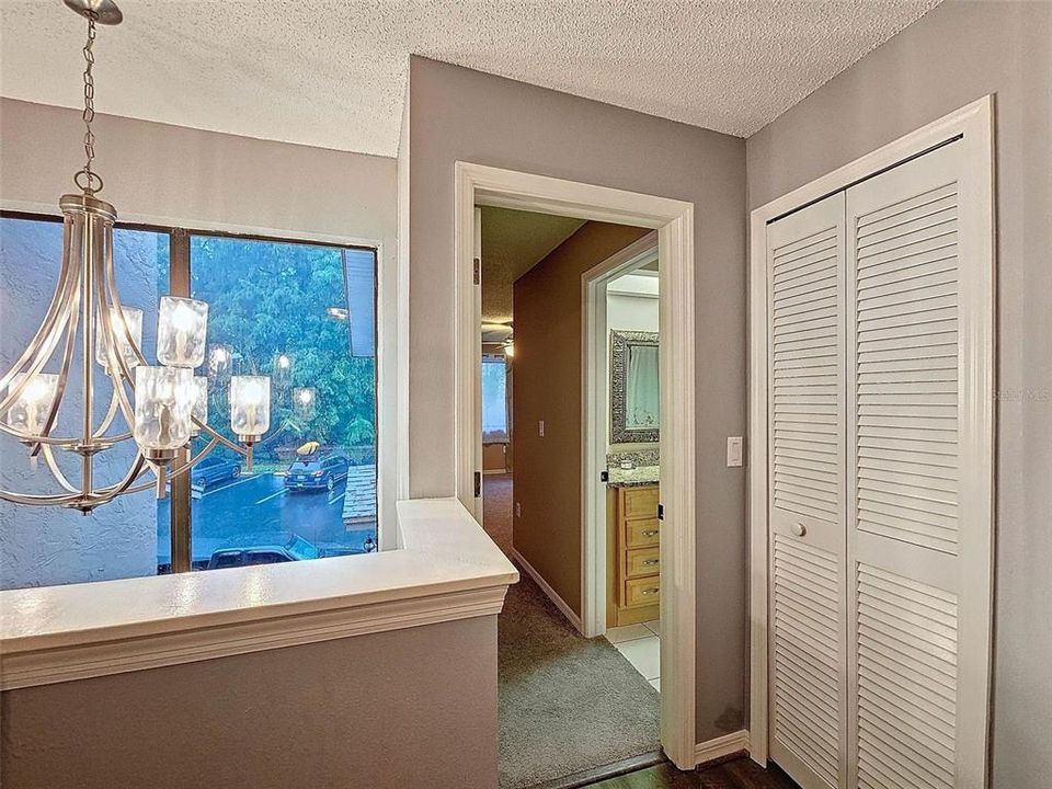 For Sale: $270,000 (2 beds, 2 baths, 1516 Square Feet)