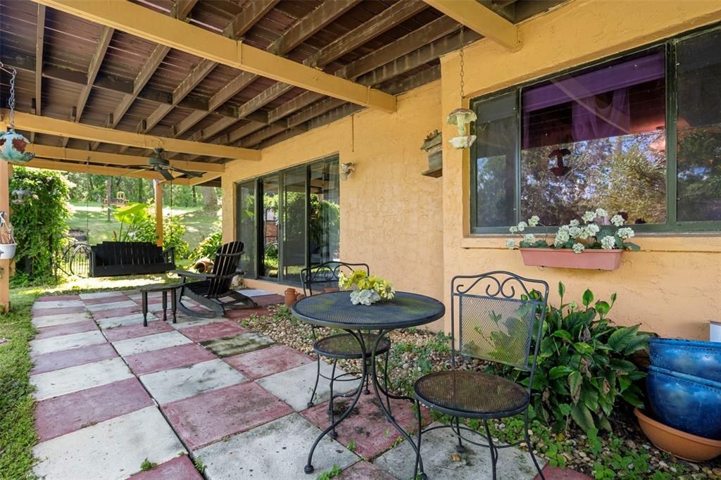 For Sale: $630,000 (4 beds, 3 baths, 2816 Square Feet)