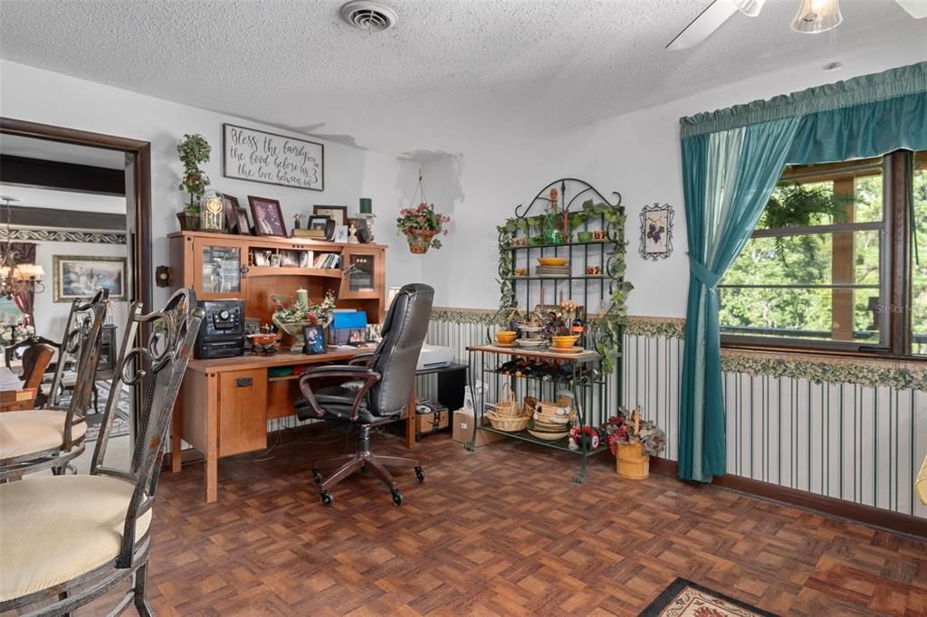 For Sale: $630,000 (4 beds, 3 baths, 2816 Square Feet)