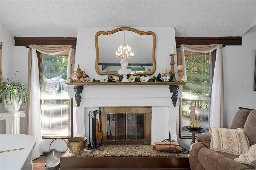 For Sale: $630,000 (4 beds, 3 baths, 2816 Square Feet)