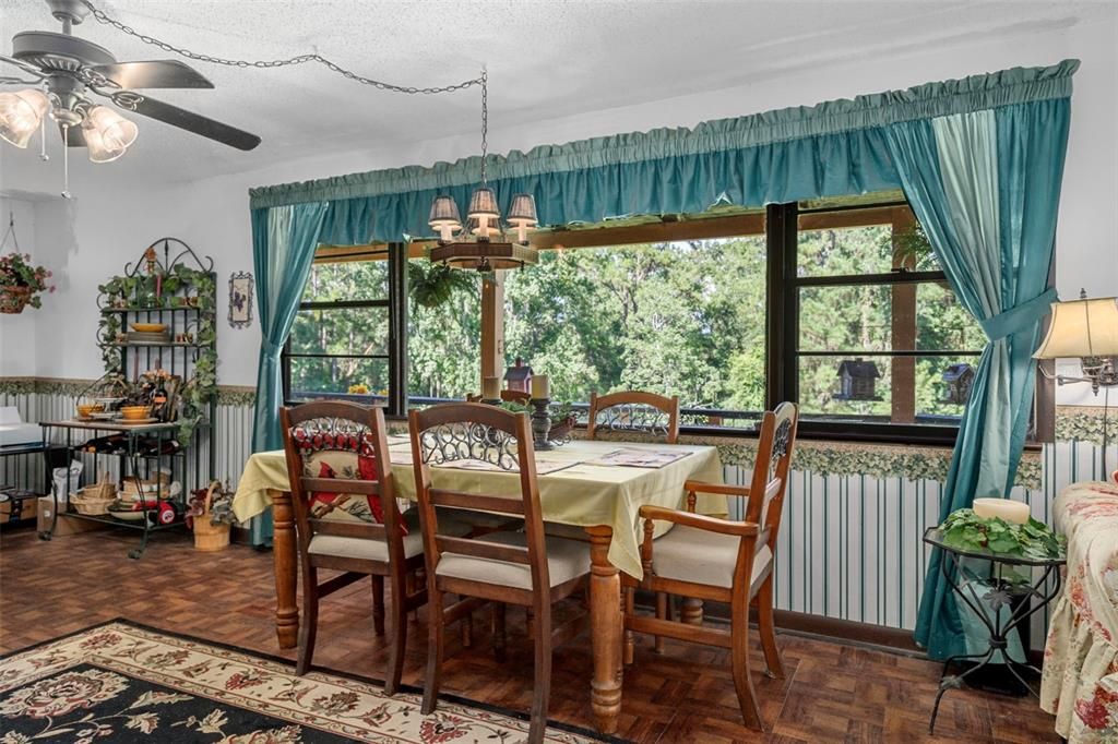 For Sale: $630,000 (4 beds, 3 baths, 2816 Square Feet)