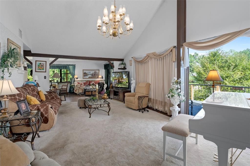 For Sale: $630,000 (4 beds, 3 baths, 2816 Square Feet)